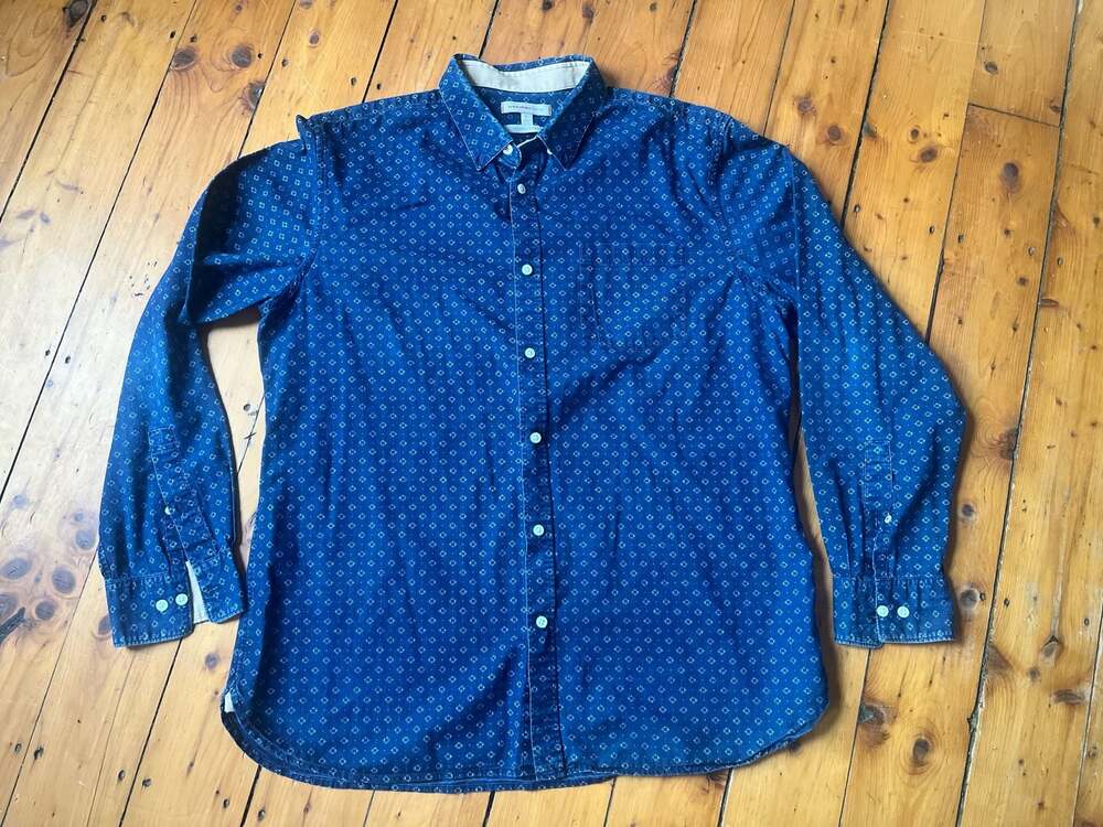 Banana Republic Heritage Tailored Slim Fit Button-Down Shirt in Blue Diamond